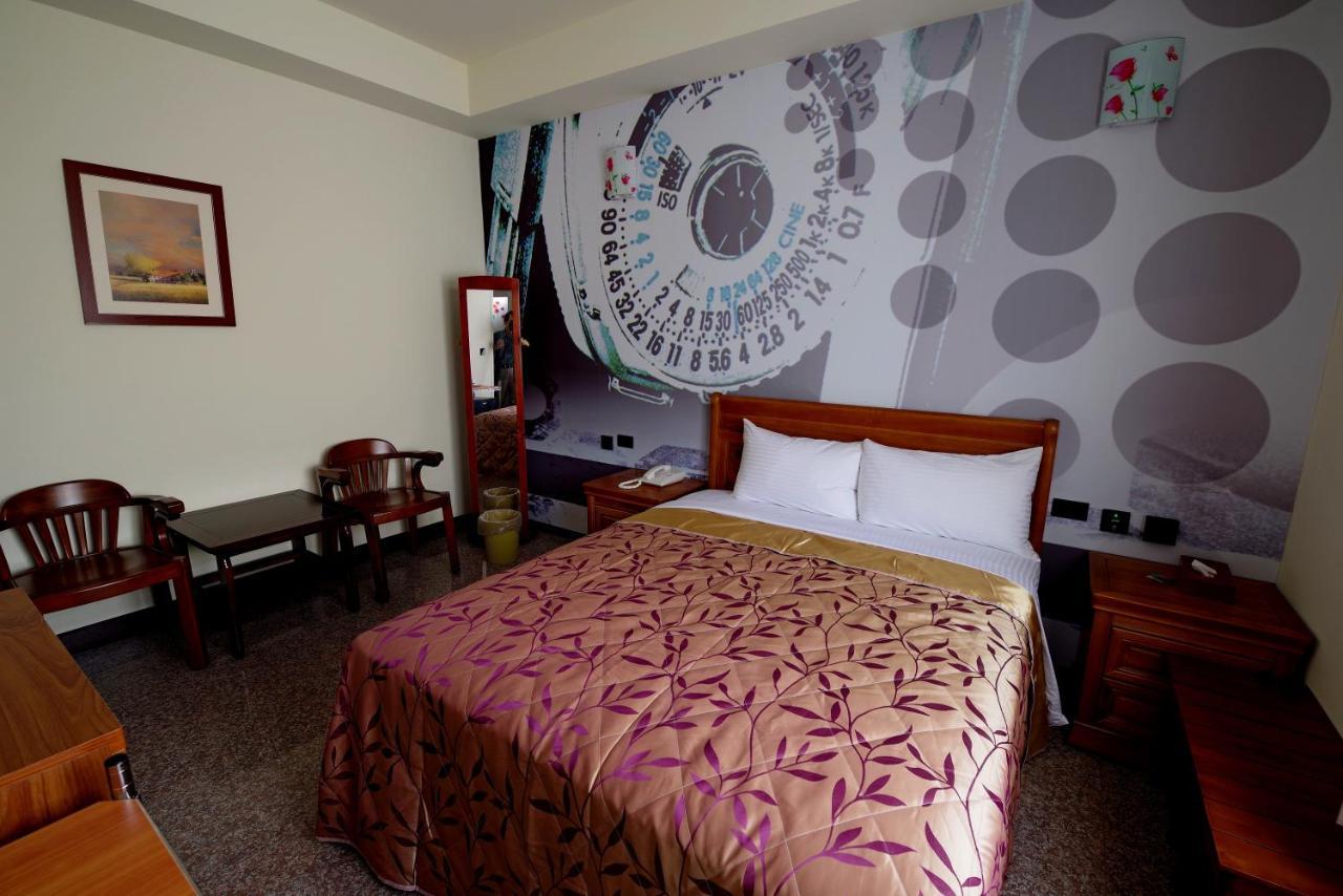 Hongfu Elegant Business Hotel Csungli Kültér fotó
