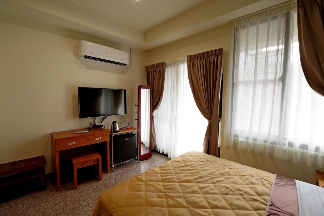 Hongfu Elegant Business Hotel Csungli Kültér fotó