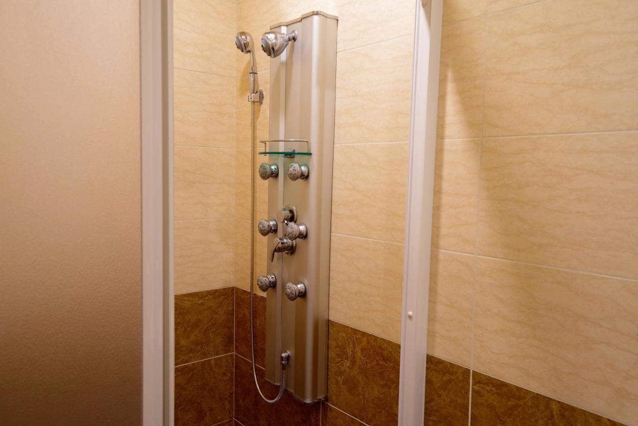 Hongfu Elegant Business Hotel Csungli Kültér fotó