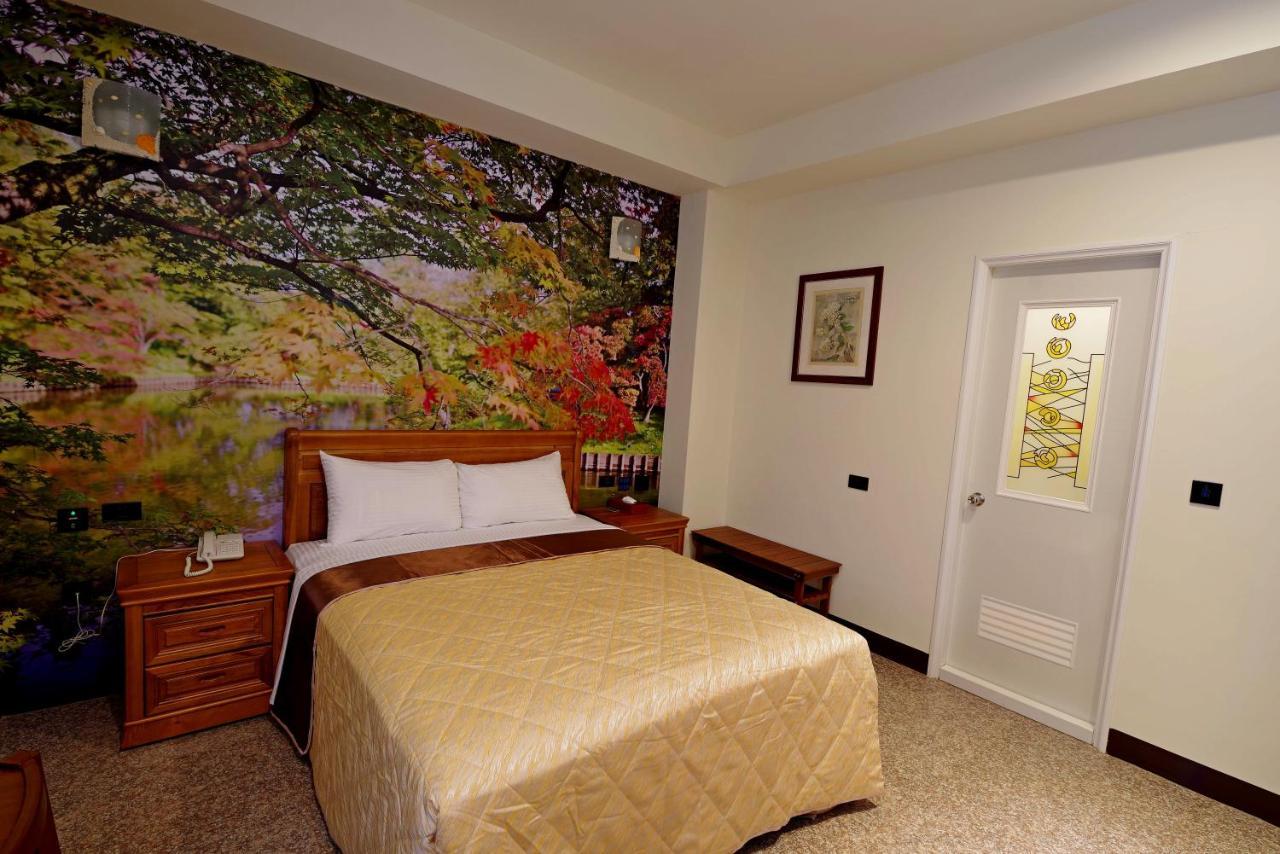 Hongfu Elegant Business Hotel Csungli Kültér fotó