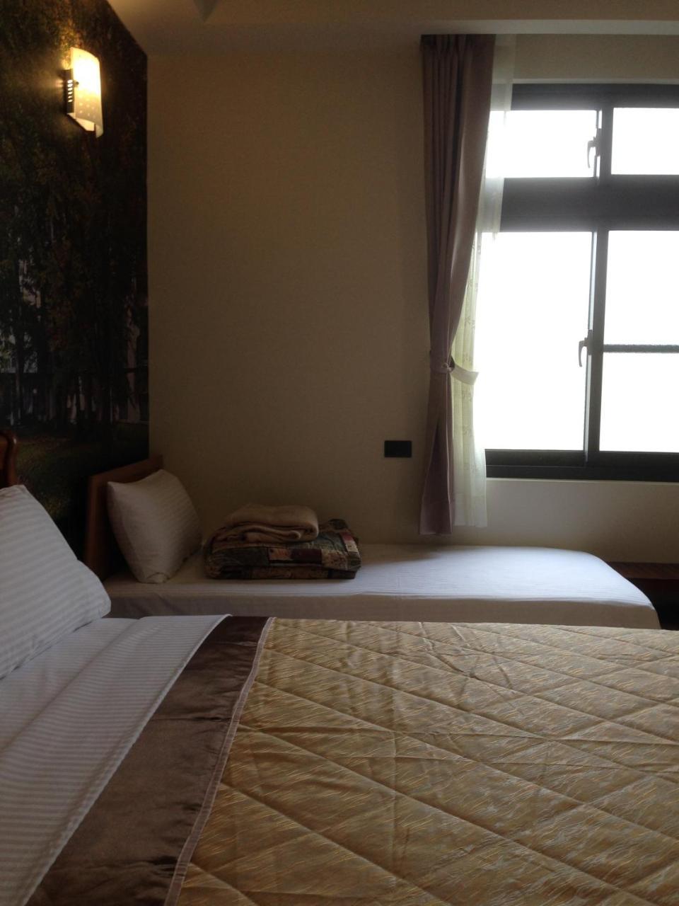 Hongfu Elegant Business Hotel Csungli Kültér fotó